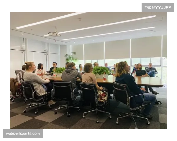 德国足球职业联盟首席执行官一行到访四达时代,深化中德非足球文化交流